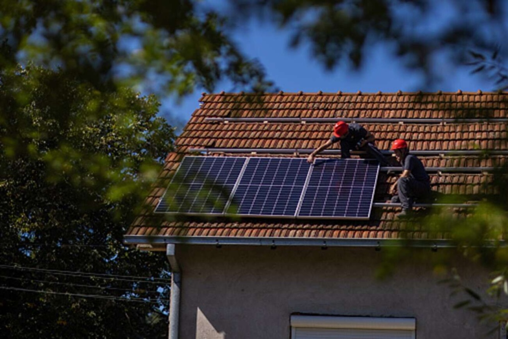 An energy efficient roof is being installed in Gresham, OR